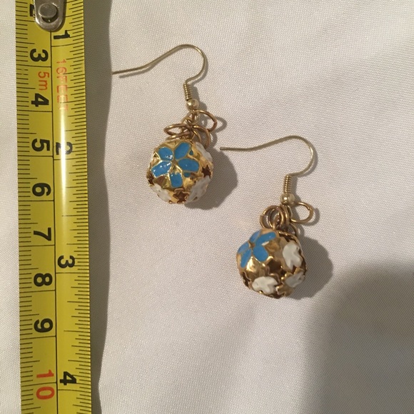 I made these Jewelry - Earrings made from reclaimed jewelry
